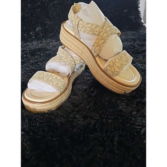Woman's Sandals MICHAEL Michael Kors Lynn Espadrille Sandal - Picture 1 of 10
